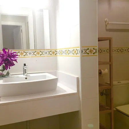 西特格斯乡间公寓 *